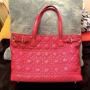 🌺AUTHENTIC DIOR TOTE🌺
